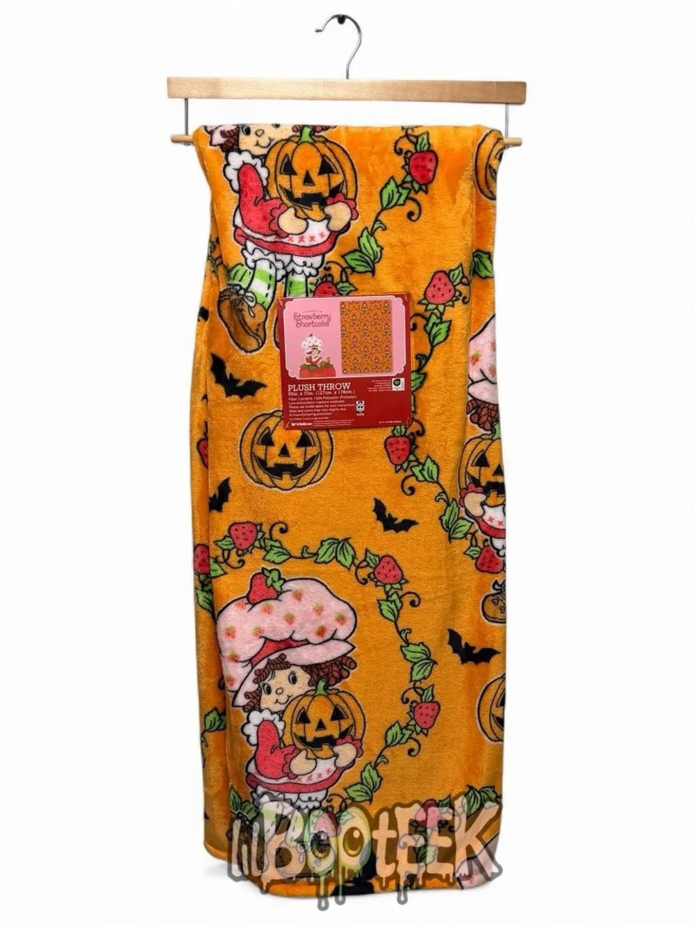 Strawberry Shortcake Halloween Orange Plush Throw Blanket Pumpkin Bats VIRAL